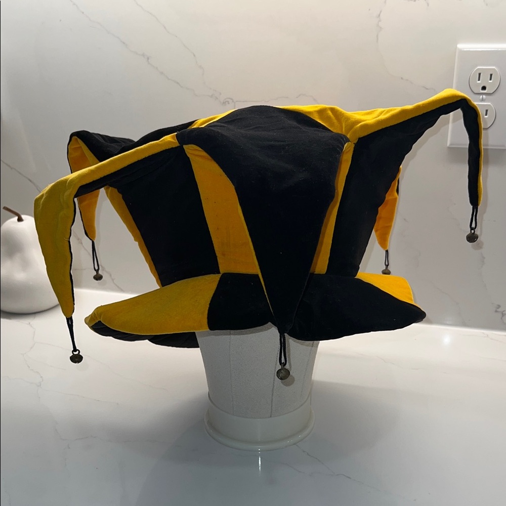 Black and Yellow Velvet Plush Jester Hat with six points w/little bells  (2000)